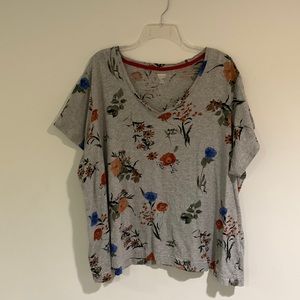 Avenue 💙Your Tee V Neck Short Sleeve Floral T Shirt, Women’s Size 26/28